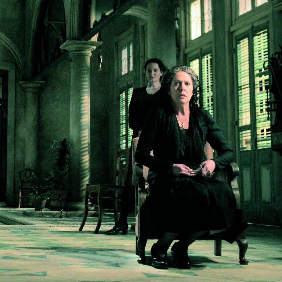 2005-HoBA-CatherineAshmore-2000x1000